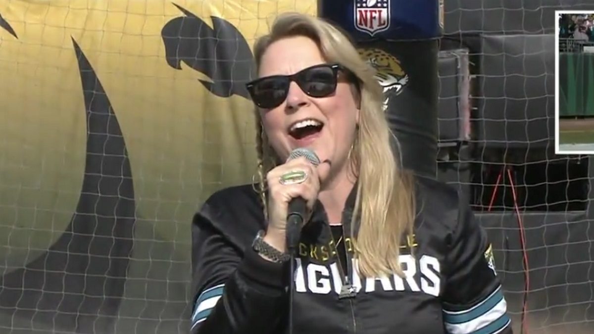 Susan Tedeschi Sings National Anthem Prior To Jacksonville Jaguars' Playoff Game