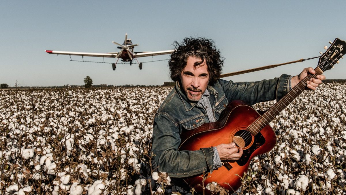 Riding With The Good Road Band: John Oates Discusses Recording His New Album 'Arkansas'