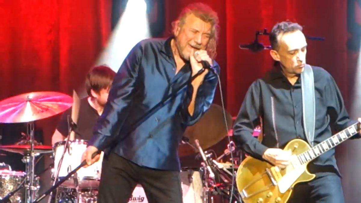 Robert Plant Kicks Off North American Tour In Raleigh