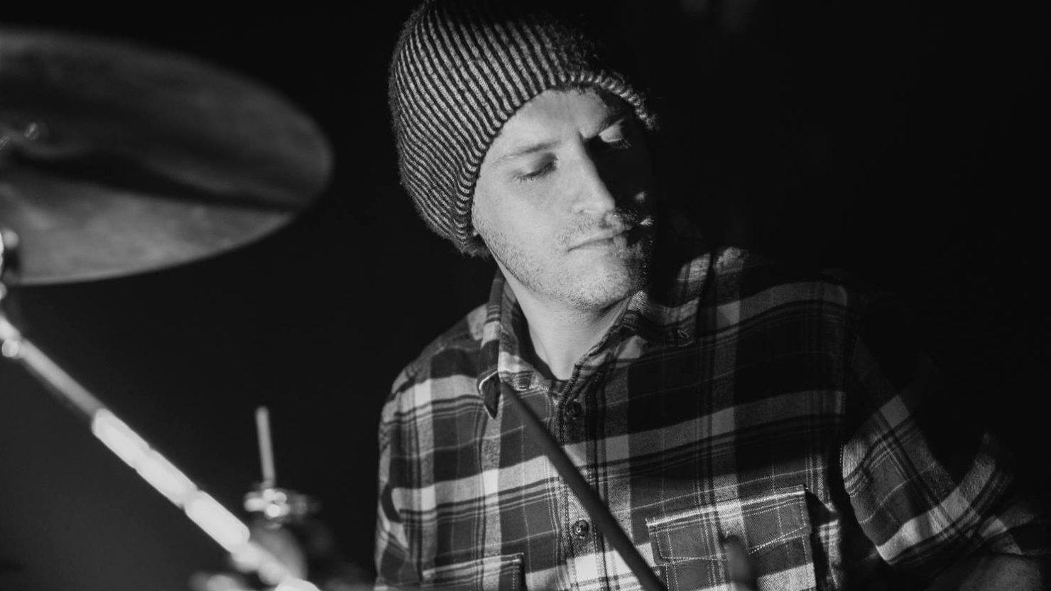 img-blur-shadow