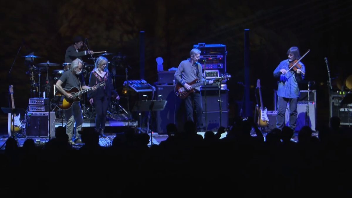 Full Show Audio: Larry Campbell & Teresa Williams Join Bob Weir & Phil Lesh Again In Boston