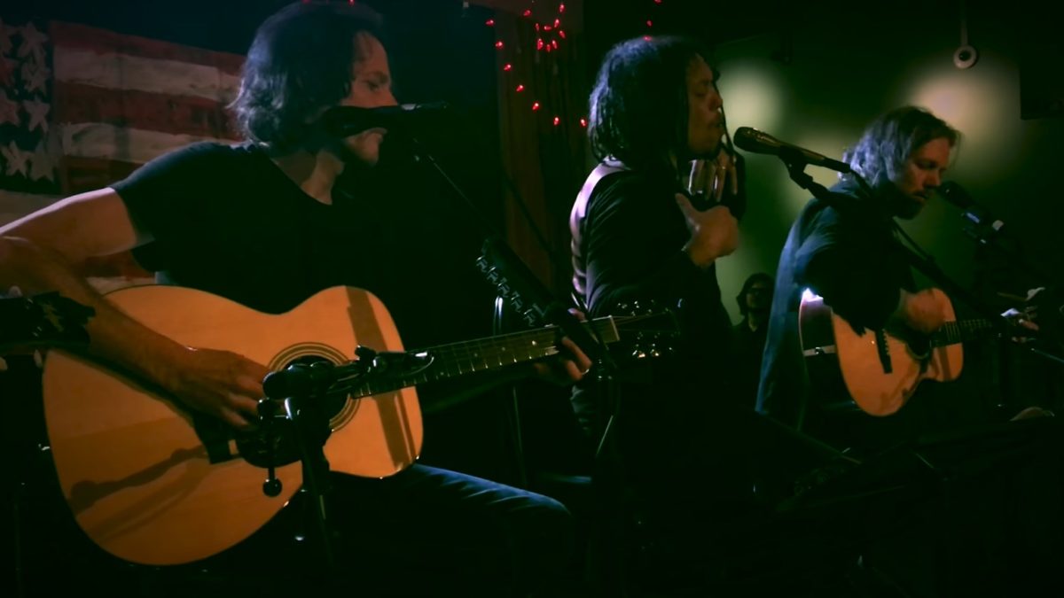 The Magpie Salute Shares Acoustic 'Every Picture Tells A Story' Performance