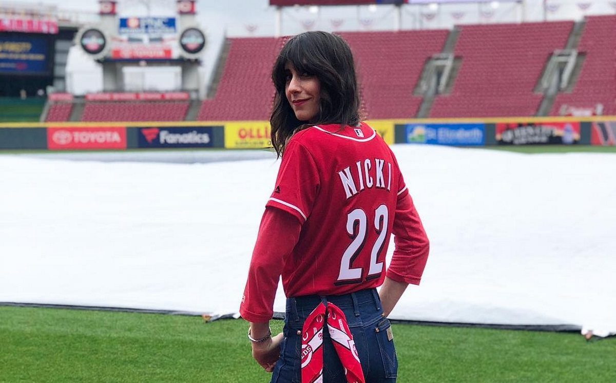 nickibluhmreds1