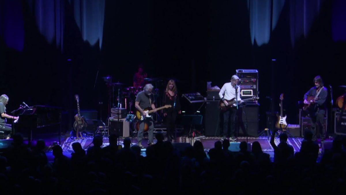 Bob Weir & Phil Lesh Welcome Jeff Chimenti, Larry Campbell & Teresa Williams At Chicago Theatre