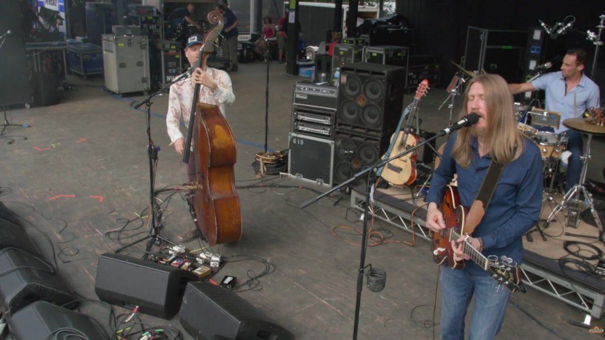 Pro-Shot Video: The Wood Brothers Perform 'Snake Eyes' At Summer Camp 2017