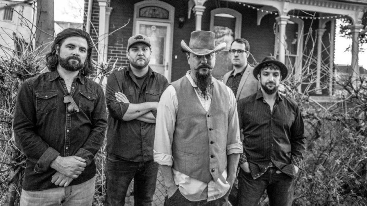 Exclusive Premiere: The Drunken Hearts Share 'Broken Things' Off Forthcoming Album