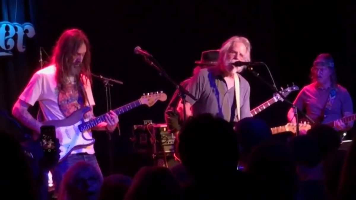 Video: Bob Weir Leads Green Leaf Rustlers On 'West L.A. Fadeaway' At Sweetwater