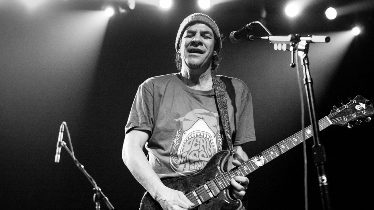 Happy Birthday Dean Ween: Watch The Guitarist Shred ‘A Tear For Eddie’ With Ween In 2018