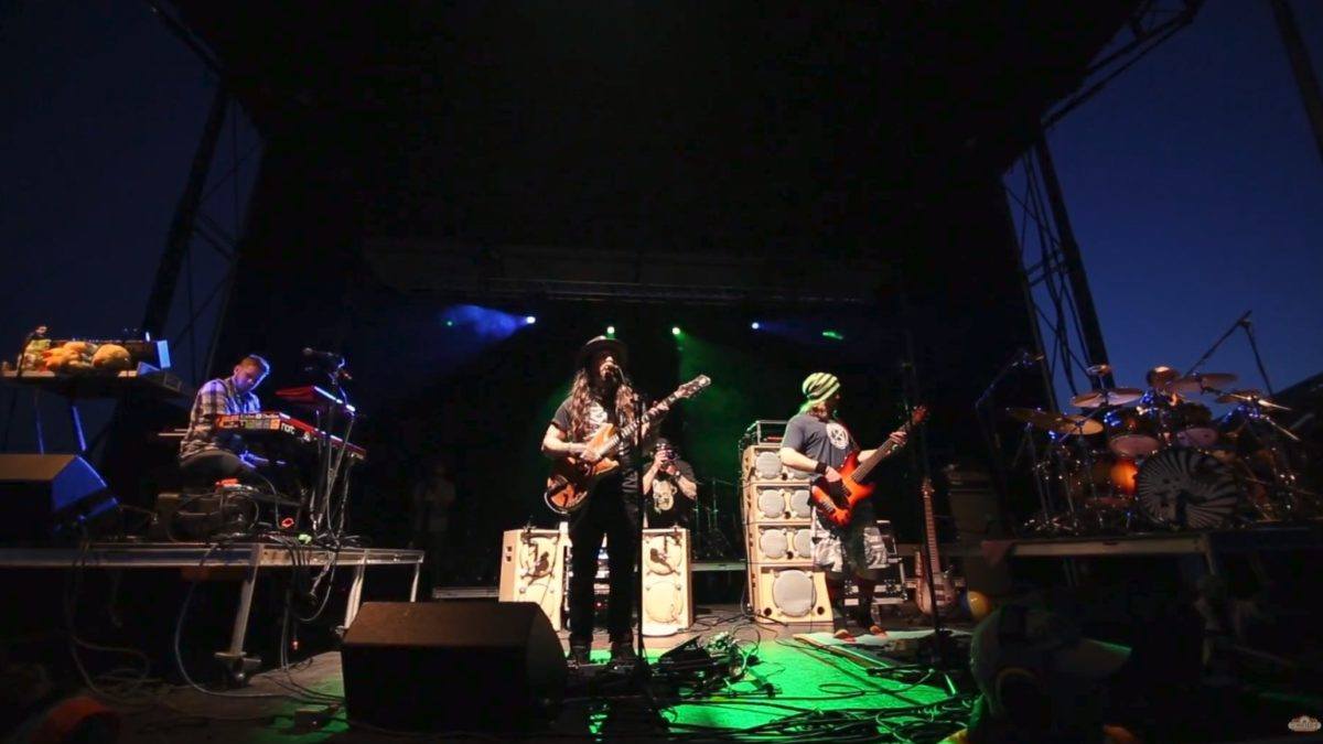 Pro-Shot Video: Twiddle Performs 'Every Soul' At 2017 Summer Camp Music Festival