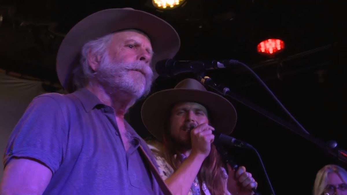 Pro-Shot Full Show Video: John Perry Barlow Tribute At Sweetwater Includes Bob Weir & Members Of RatDog