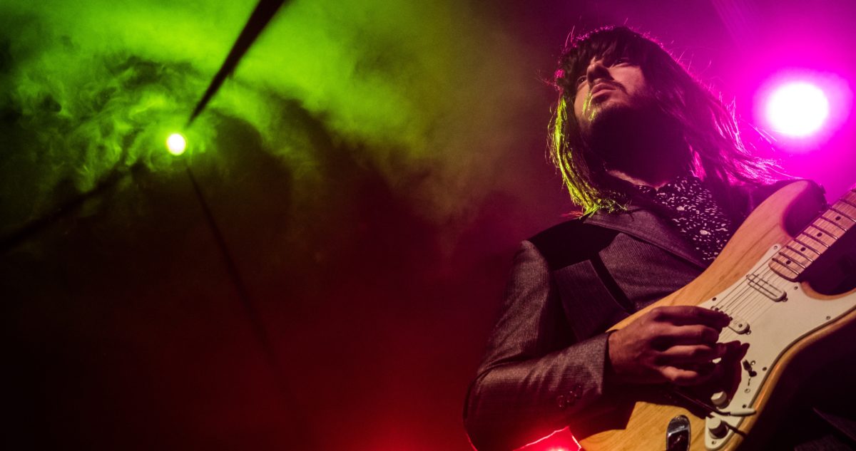 Khruangbin Lasky Crop 5