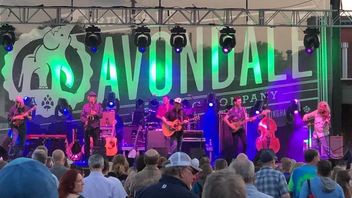 Railroad Earth Debuts John Prine Cover With Shannon McNally In Birmingham