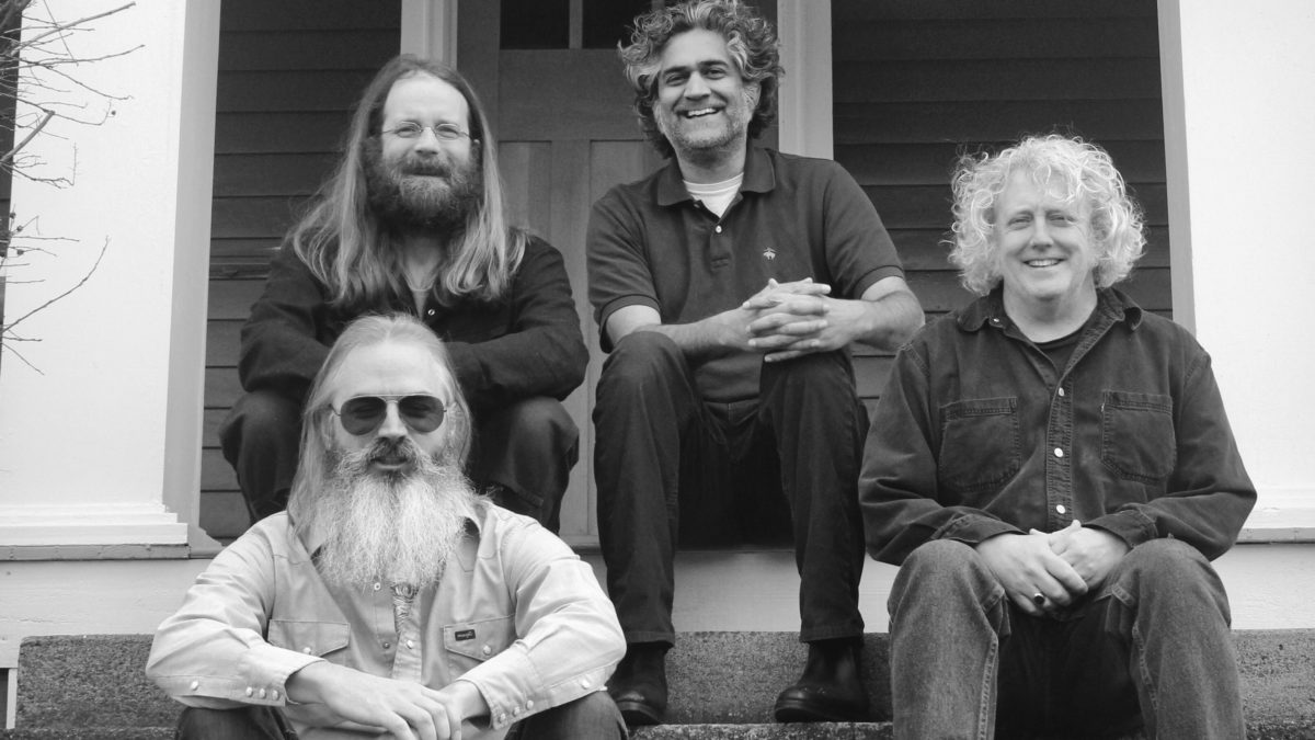 Wooden Shjips Share New Single ‘Red Line’