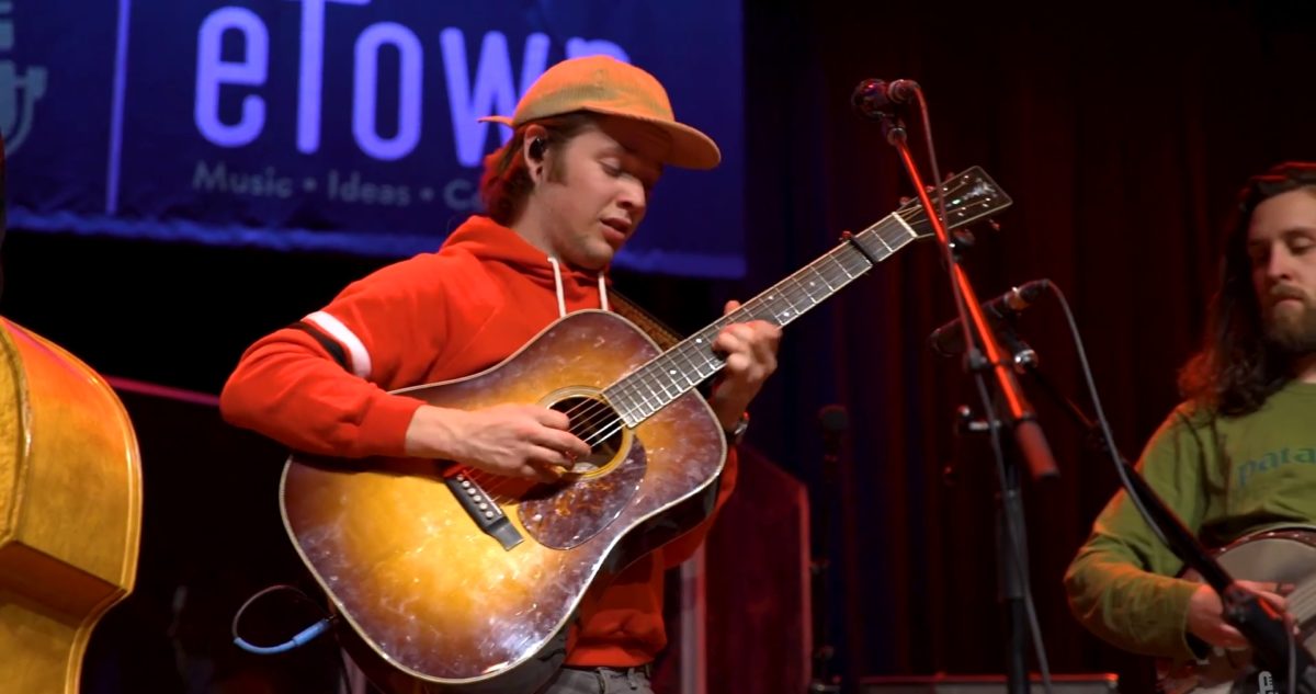Billy Strings Etown