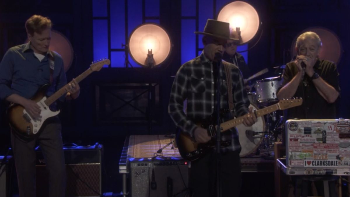 Conan O’Brien Joins Ben Harper & Charlie Musselwhite On ‘Conan’