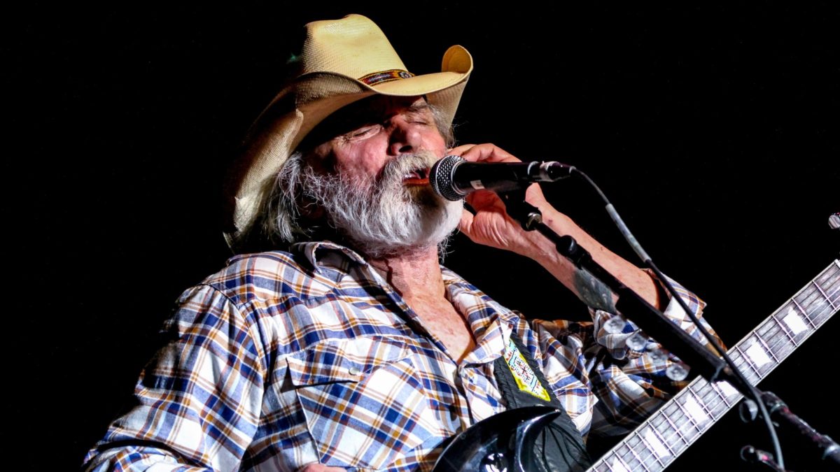 Dickey Betts & Billy Gibbons To Team For November 2018 Concerts