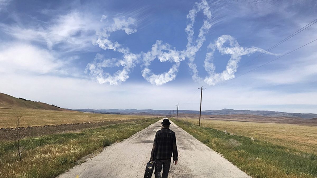 Neil Young Announces Summer 2018 Solo Dates