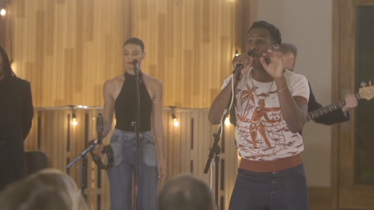 Pro-Shot Video: Leon Bridges Performs 'Live From Nashville' Event