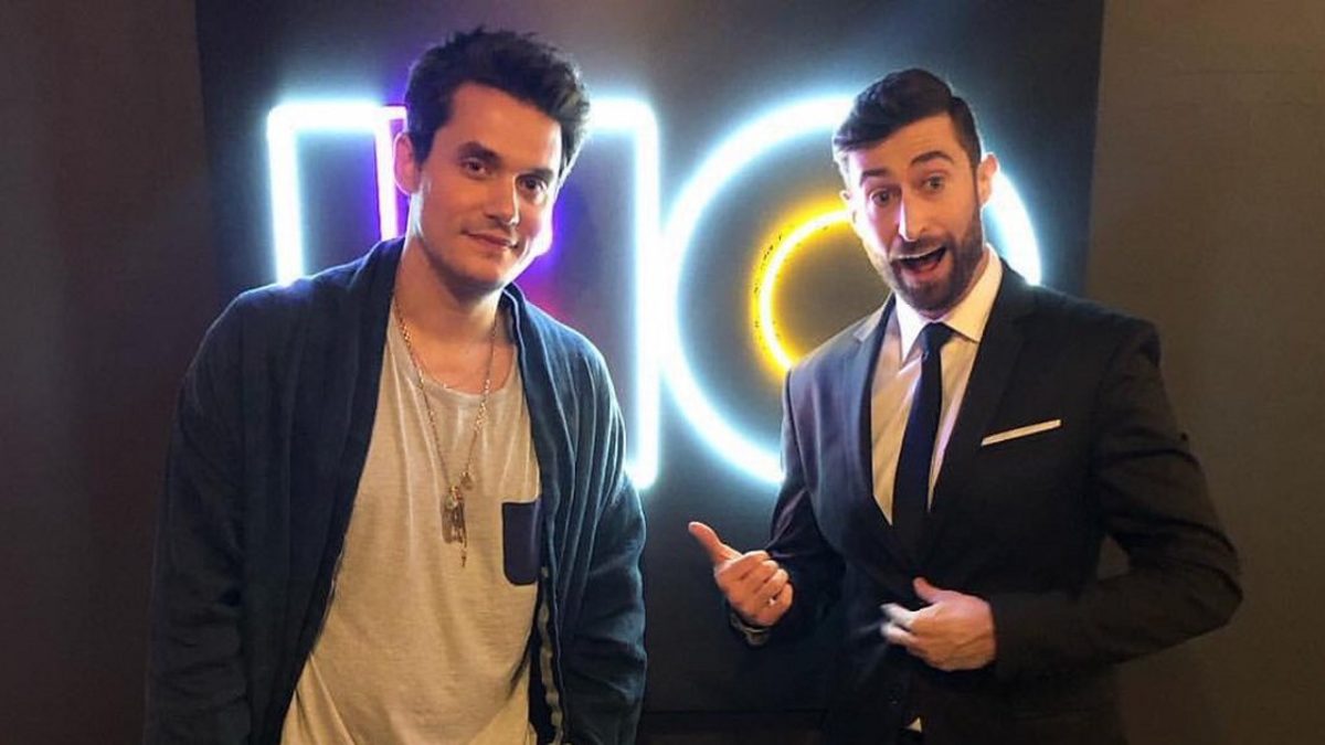 John Mayer Co-Hosts HQ Trivia With Scott Rogowsky