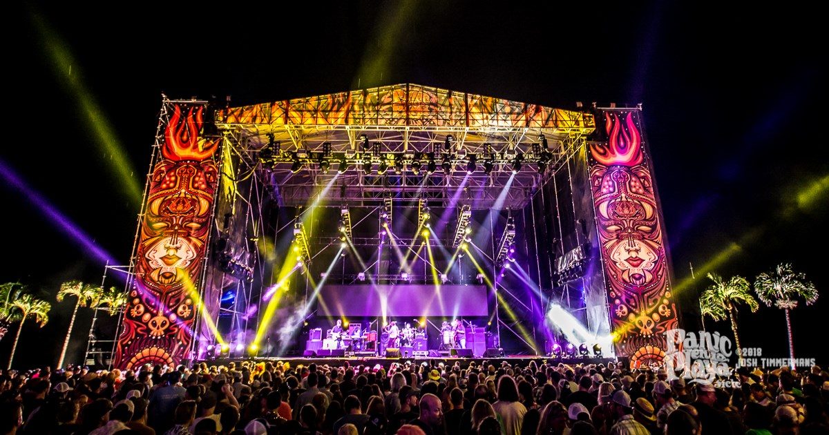 Panic En La Playa 2018 Stage Glory Widespread Panic