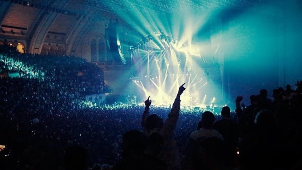 Phish - 10/31/13 "Carini"
