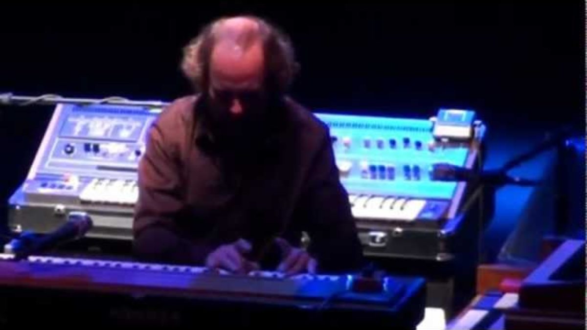 Phish | Red Rocks | Tube | 8.1.2009 | gratefulweb.com