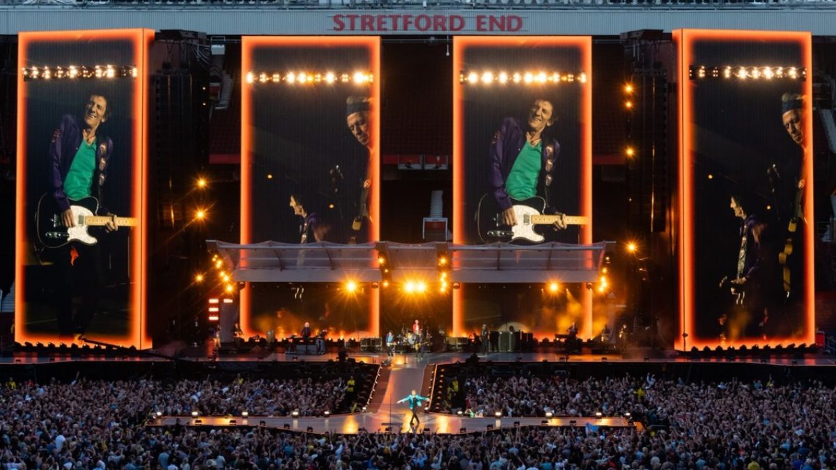 The Rolling Stones Bust Out 'Shattered' In Manchester