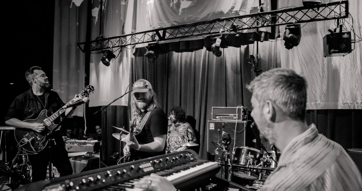 Rooster Conspiracy Live 2018 Crop Schultz