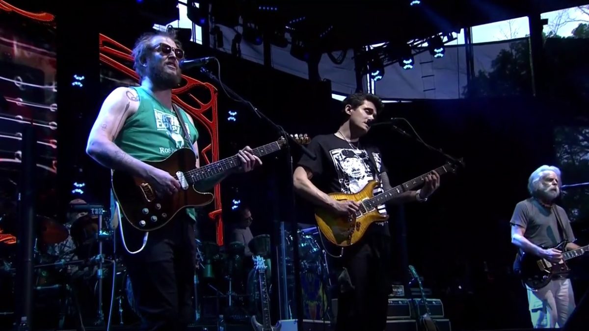 Dead & Company Welcomes Justin Vernon At Alpine Valley