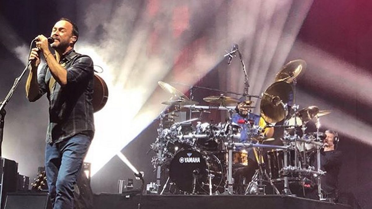 Dave Matthews Band Dusts Off 'Everyday' & 'Proudest Monkey' In Raleigh