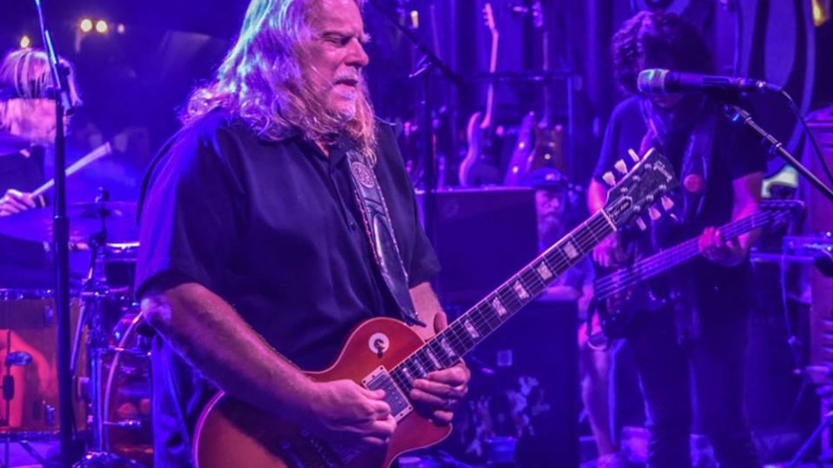 Gov't Mule Battles With Rain In Delaware & Delivers A Set Heavy On Covers