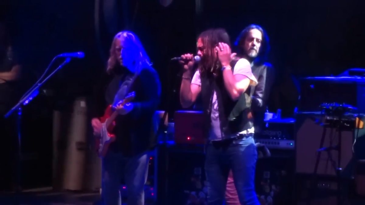 Gov't Mule Welcomes Guests For 'Dark Side Of The Mule' Set In New Jersey
