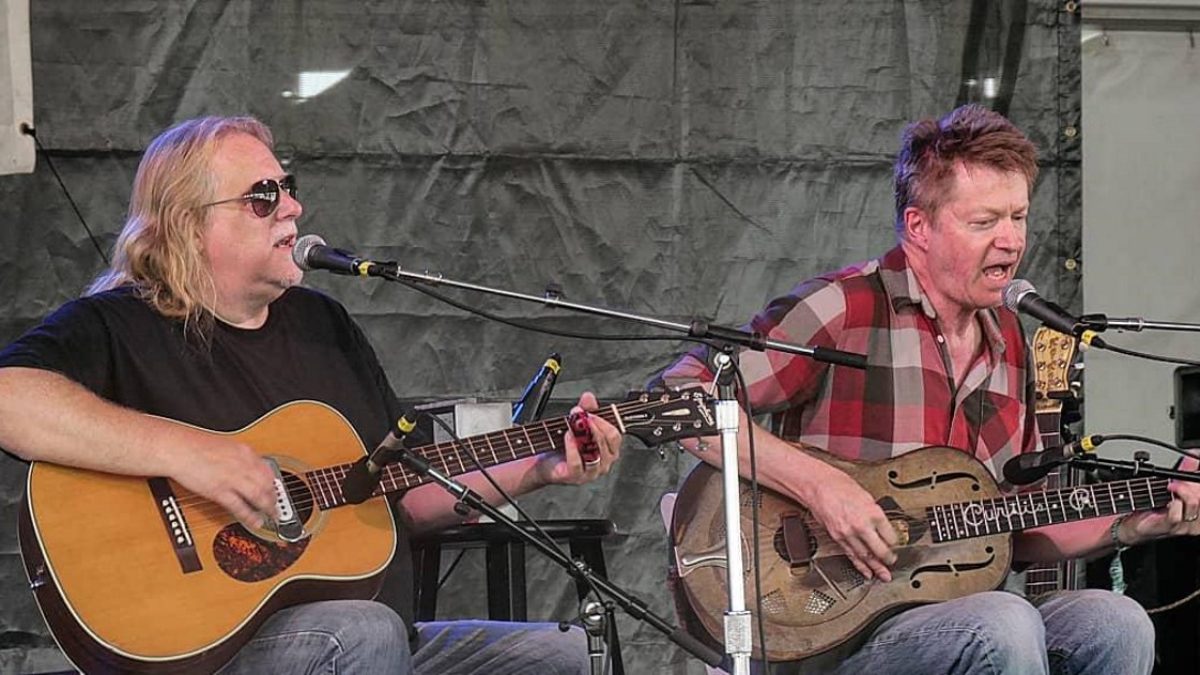 Warren Haynes Guests With Nels Cline At Newport Folk Festival