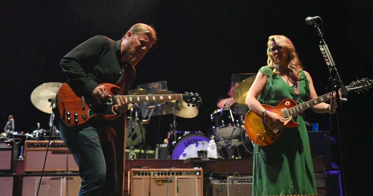 Tedeschi Trucks Band Hartford Bruss Crop
