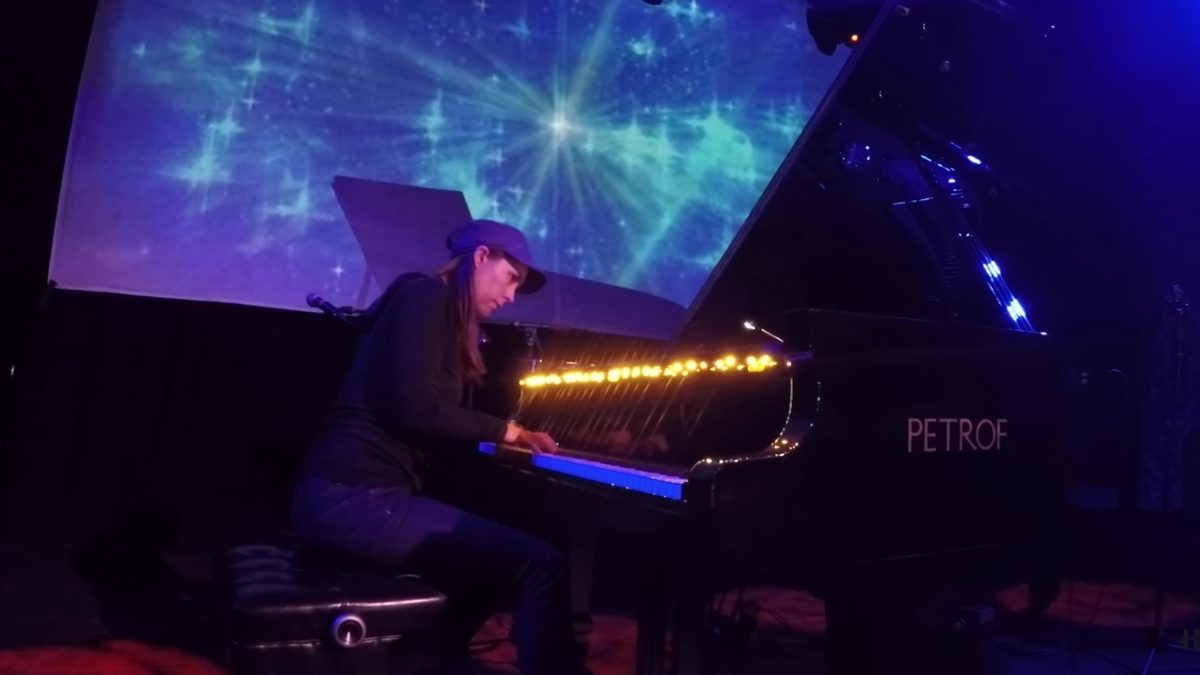 Pro-Shot Video: Holly Bowling Performs ‘Dark Star’ In Maine