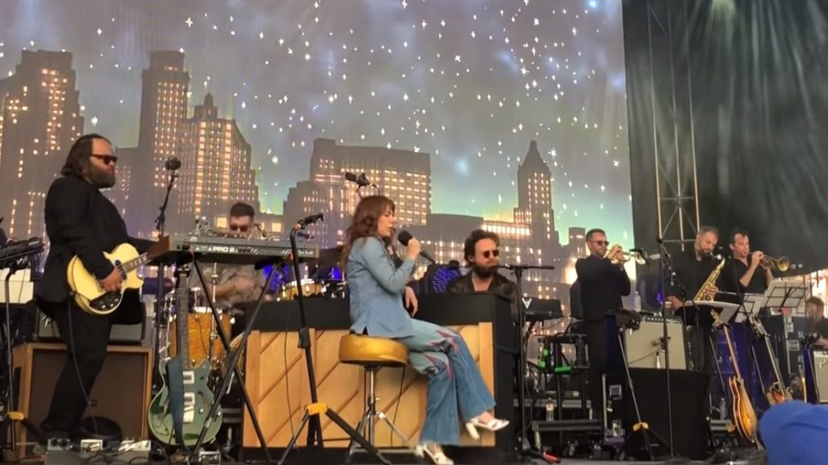 Jenny Lewis Joins Father John Misty In Toronto