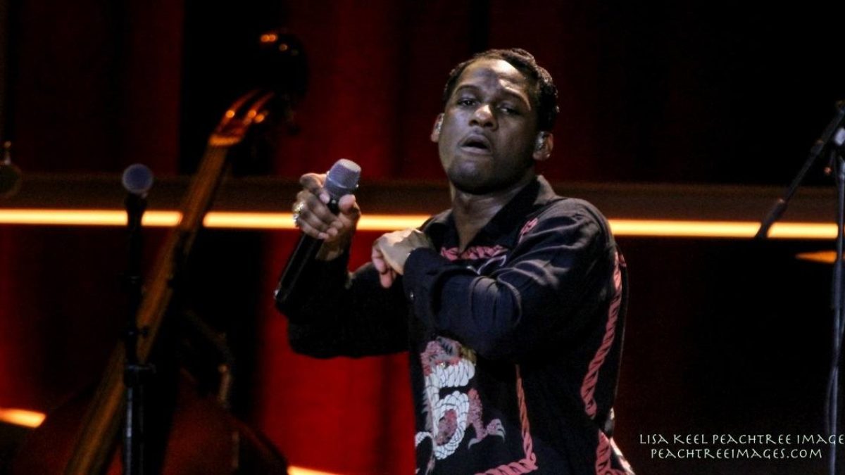 Leon Bridges Comes To Atlanta - Photos & Videos