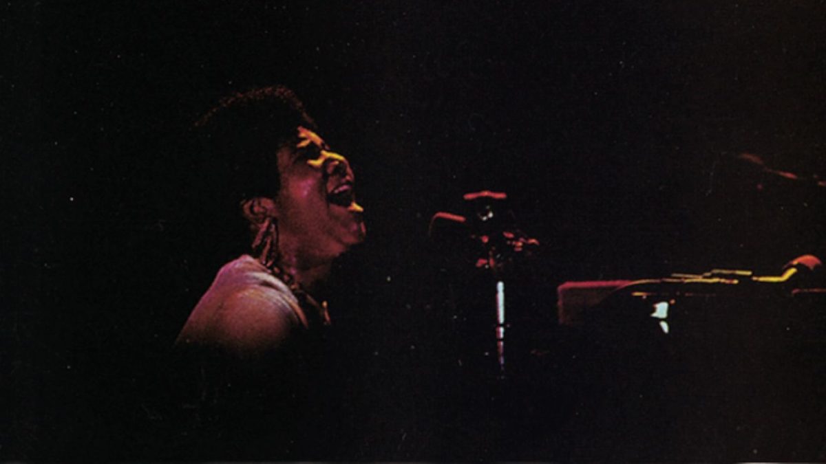 Remembering Aretha Franklin: Performing Live At Fillmore West In 1971
