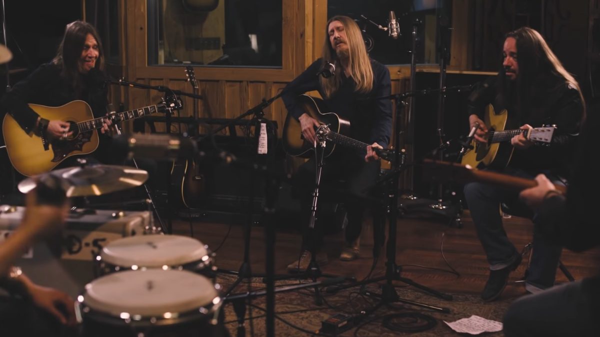 Blackberry Smoke Unveils 'Mother Mountain' Featuring Oliver Wood