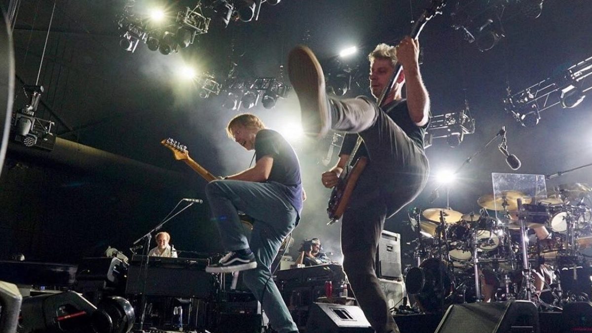 Phish Offers Mashups & Antics In Raleigh - Recap, Setlist & The Skinny
