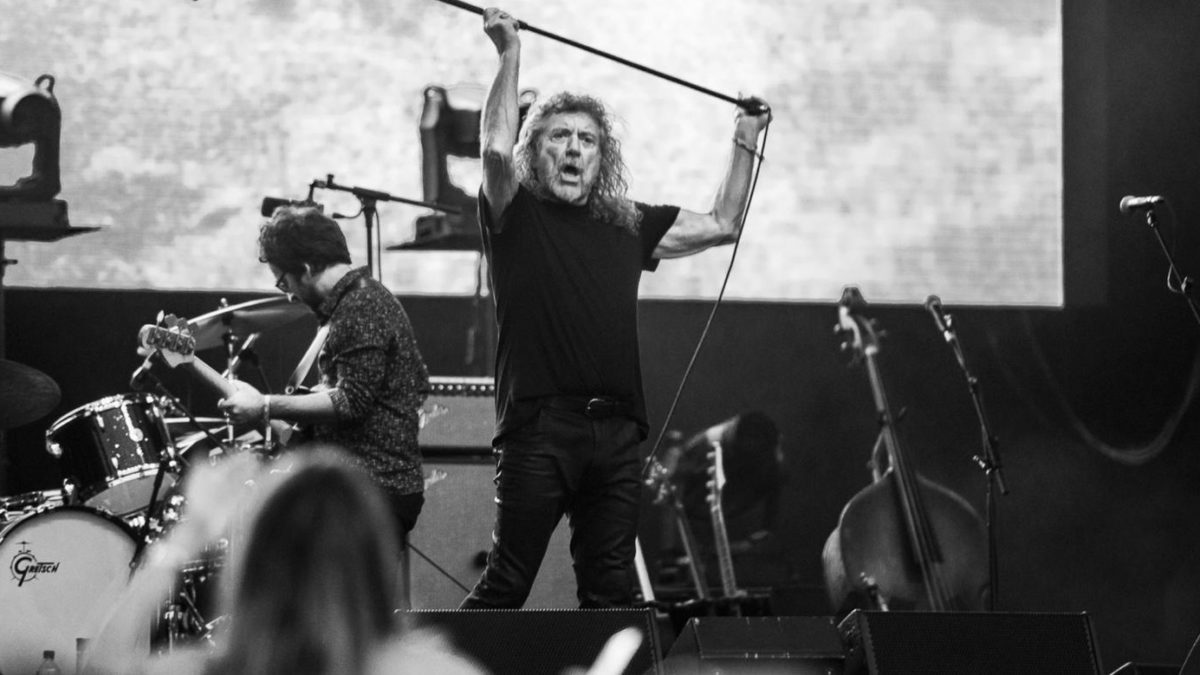Robert Plant Dusts Off 'Immigrant Song' For 1st Time In 23 Years