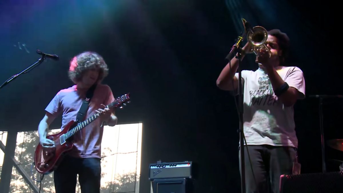 Pro-Shot Videos: Pigeons Playing Ping Pong Team With The Royal Horns At Peach Music Festival