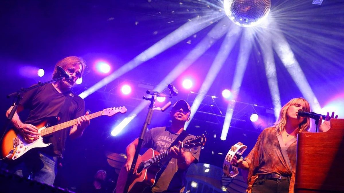 Jackson Browne & Kenny Chesney Guest With Grace Potter At Grand Point North