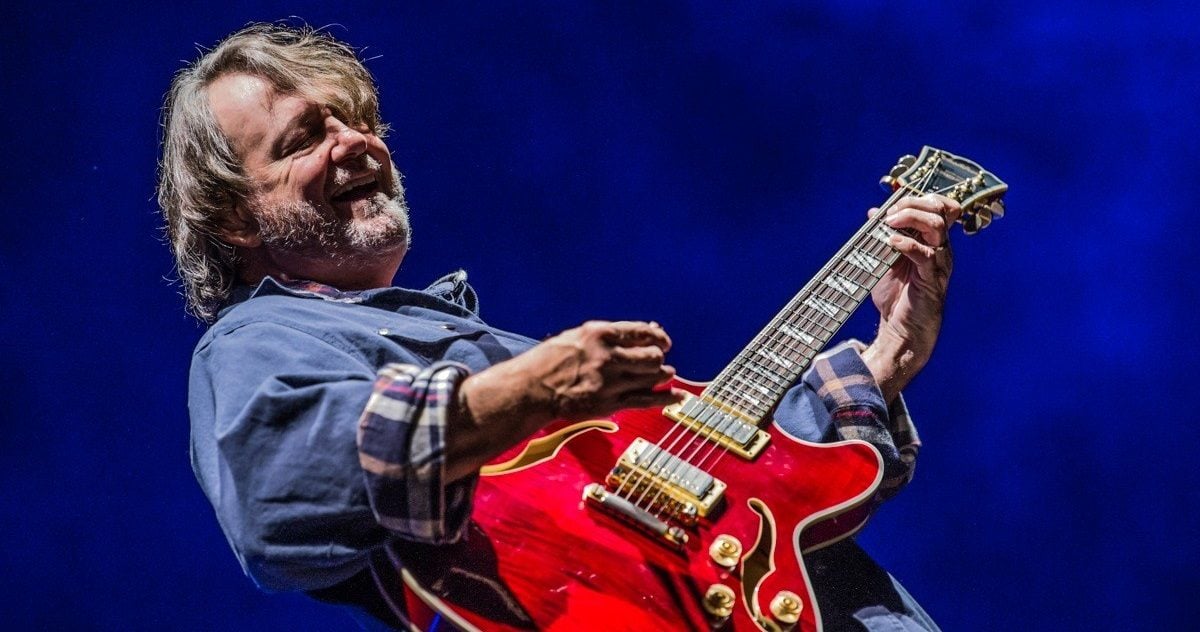 John Bell Widespread Panic WSP Lockn Rawn Crop