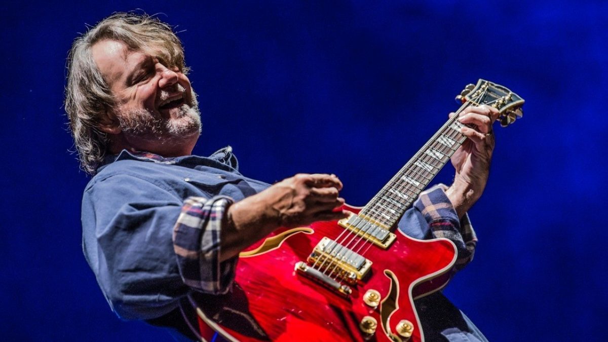 Happy Birthday John Bell: Watch Widespread Panic’s ‘Bombs & Butterflies’ Album Release Party