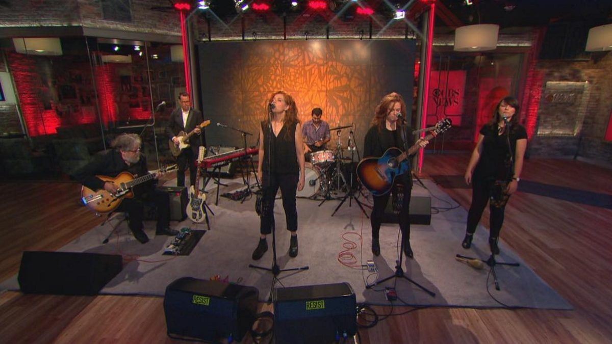 Neko Case Performs On 'Saturday Sessions'