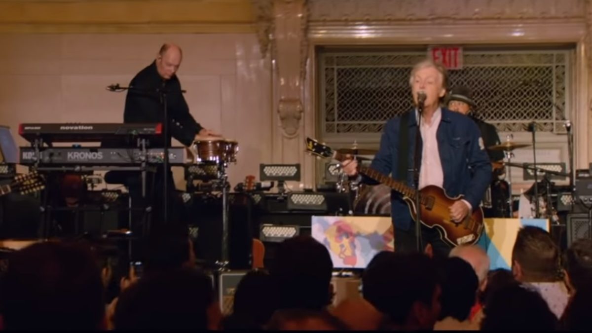 Paul McCartney Plays Surprise Pop-Up Show In New York City