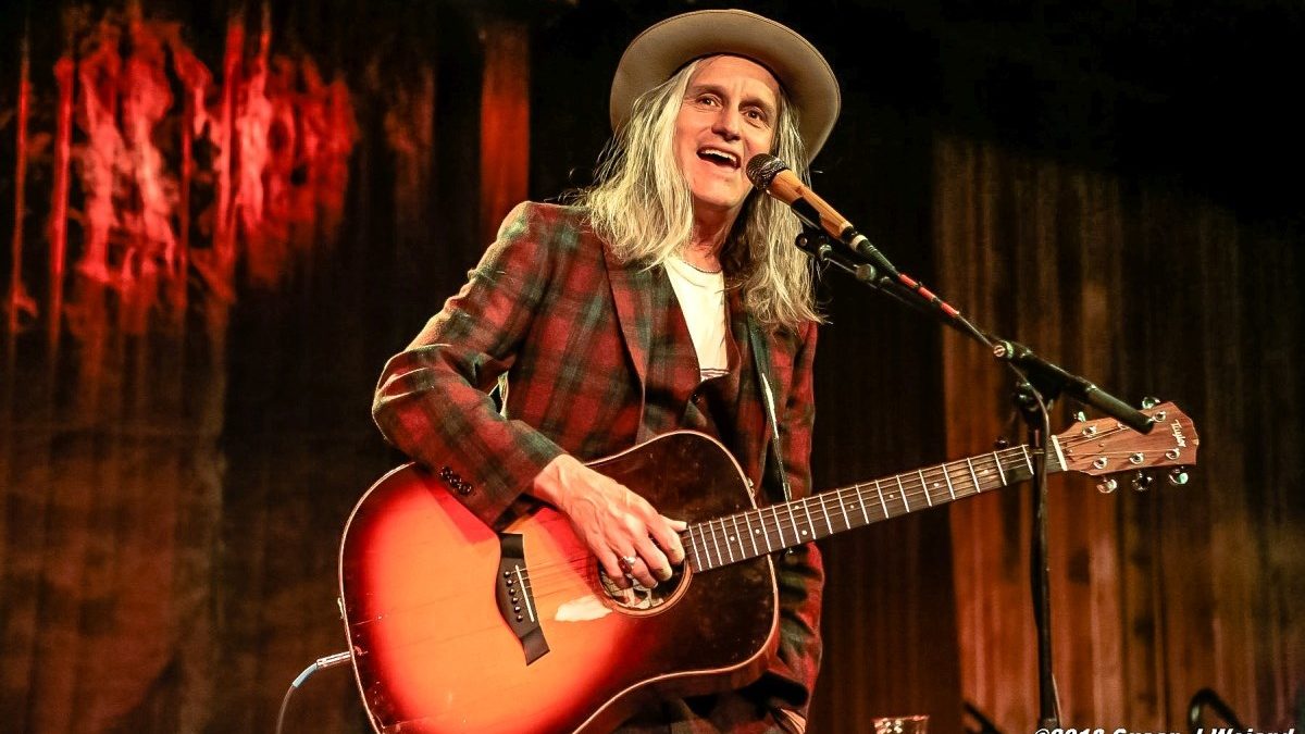 Steve Poltz Makes Terrapin Crossroads Debut - Photos