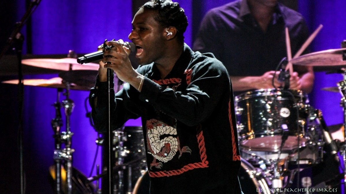 Leon Bridges Details 2019 Spring North American Tour