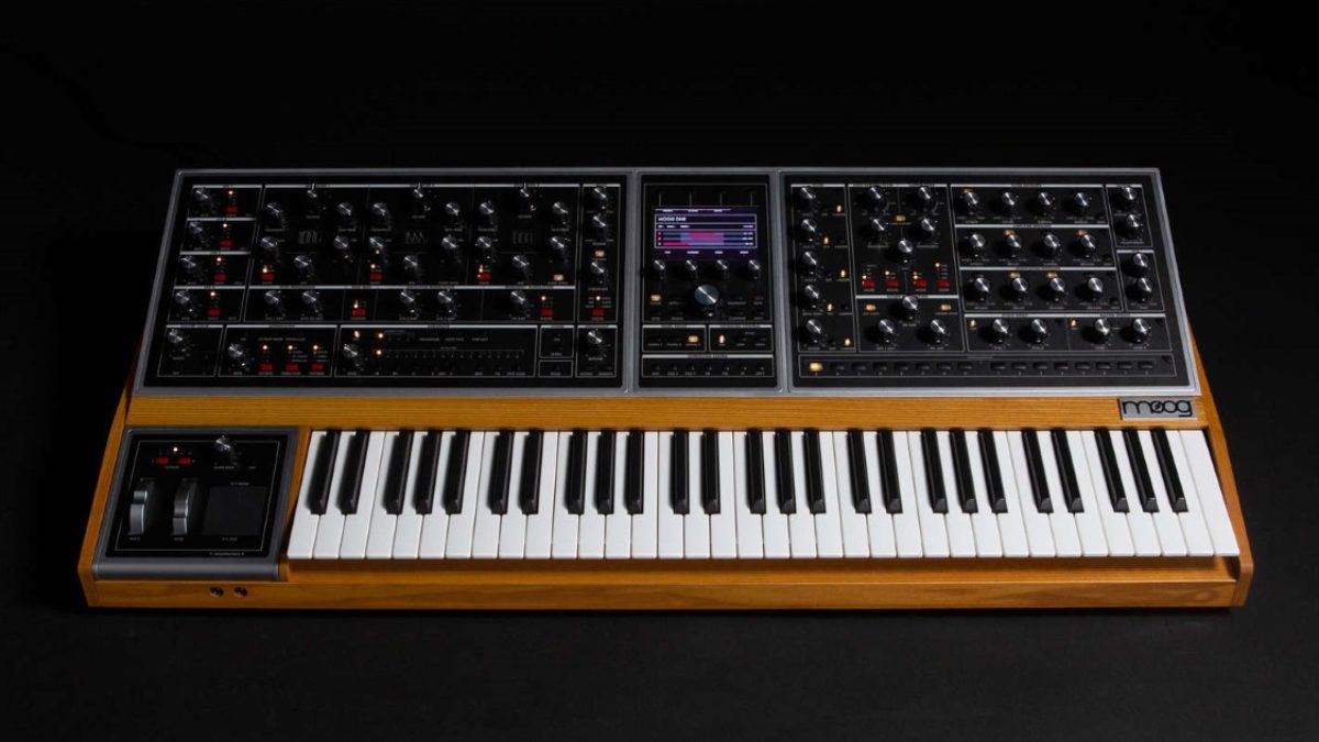 Moog Announces 1st Polyphonic Analog Synthesizer In 35 years -- Moog One